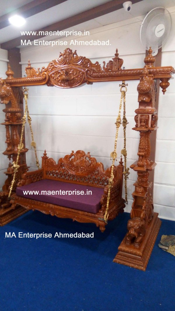 Wooden Swing With Brass Chains - Image 2