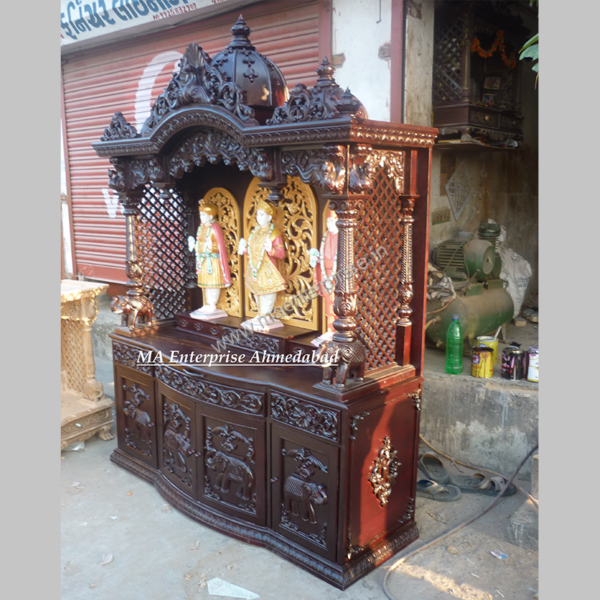 Antique wooden temple_1